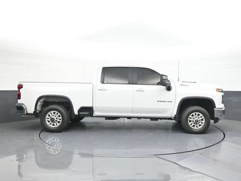 Used 2024 Chevrolet Silverado 2500 LT w/ Safety Package AWD/4WD image 19