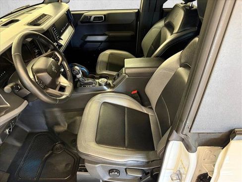 Certified 2022 Ford Bronco Black Diamond w/ Sasquatch Package image 20