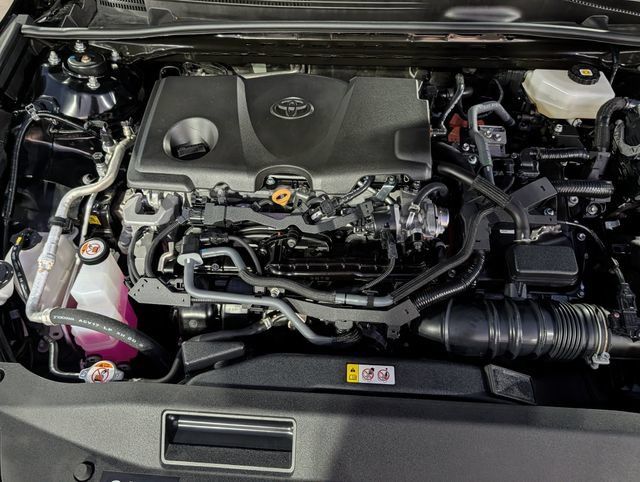 Used 2025 Toyota Camry SE FWD image 33