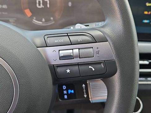 Used 2025 Hyundai Sonata SEL FWD image 22