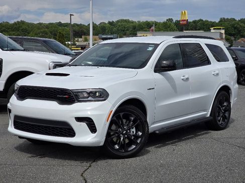 Used 2025 Dodge Durango R/T w/ Blacktop Package image 2