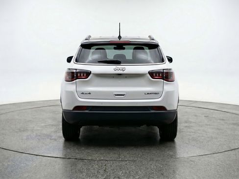 Used 2025 Jeep Compass Limited AWD/4WD image 7