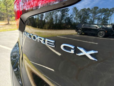 Used 2023 Buick Encore GX Select w/ Sport Touring Package image 11