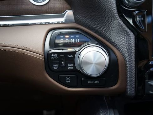 Used 2024 RAM 1500 Limited AWD/4WD image 16