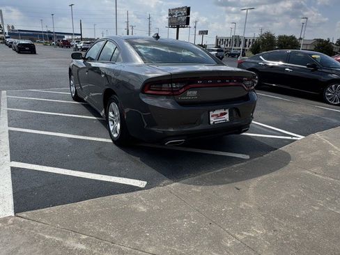 Used 2023 Dodge Charger SXT image 4
