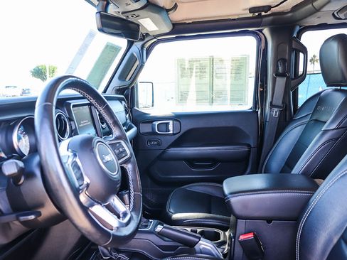 Used 2021 Jeep Gladiator Overland w/ Popular Equipment Package image 19