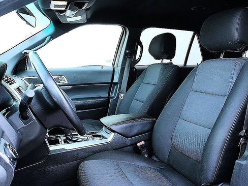 Used 2014 Ford Explorer XLT FWD image 10