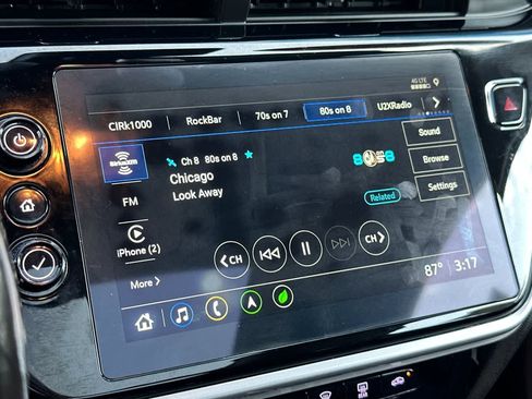 Used 2022 Chevrolet Bolt EUV Premier w/ Sun & Sound Package image 35