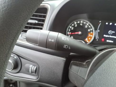 Certified 2023 Jeep Renegade Latitude AWD/4WD image 20