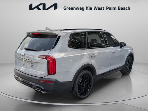 Used 2022 Kia Telluride EX w/ EX Premium Package AWD/4WD image 7