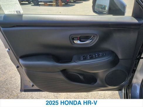 Used 2025 Honda HR-V LX image 12