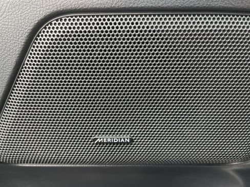 Used 2013 Land Rover LR2 HSE w/ HSE Pkg image 15