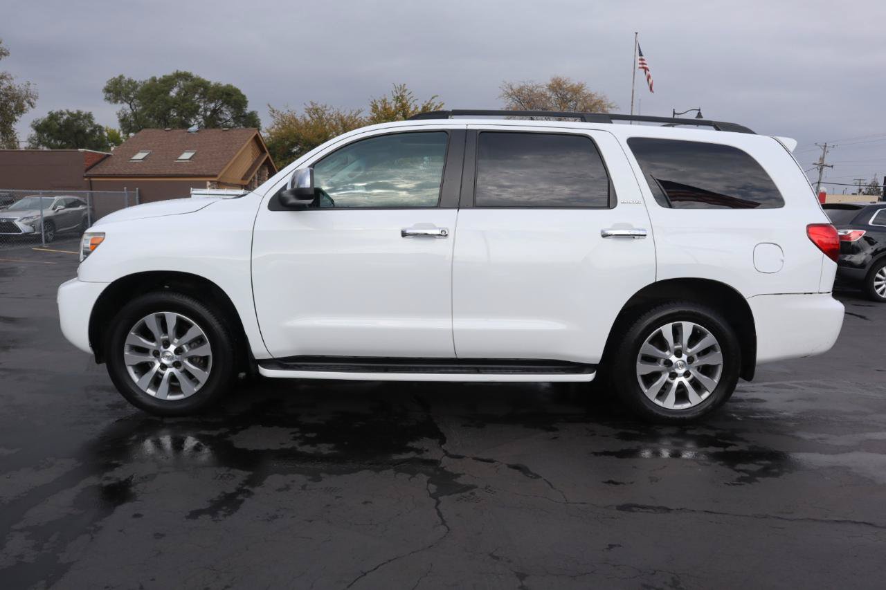 Used 2013 Toyota Sequoia Limited AWD/4WD image 2