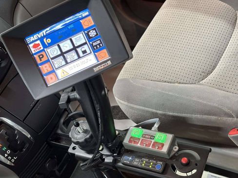 Used 2010 Toyota Sienna LE FWD image 21