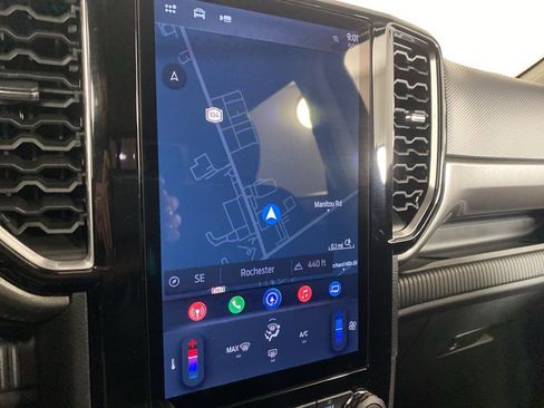 Used 2025 Ford Ranger XLT w/ FX4 Off-Road Package image 3