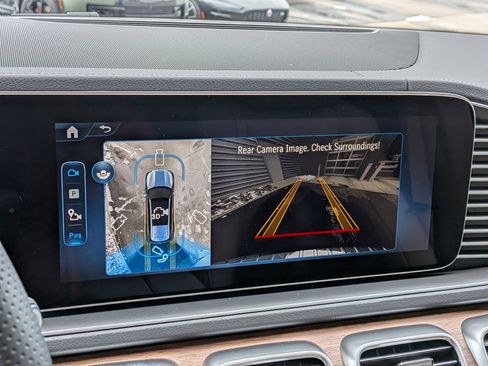 New 2026 Mercedes-Benz GLS 450 4MATIC image 12