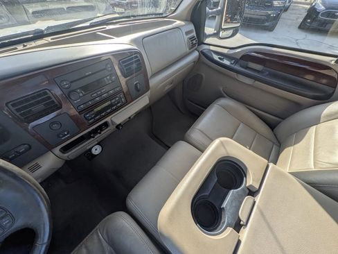 Used 2007 Ford F350 Lariat RWD image 10