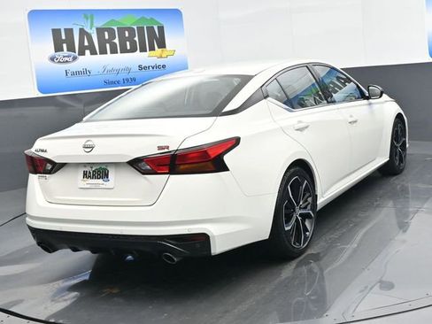 Used 2025 Nissan Altima 2.5 SR image 5