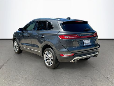 Used 2017 Lincoln MKC Select image 5