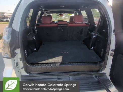 Used 2023 Lexus GX 460 Luxury w/ Accessory Package AWD/4WD image 25