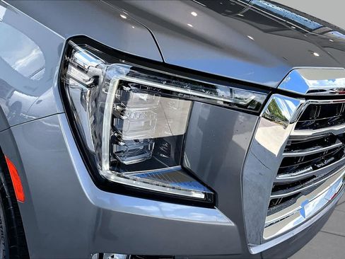 Used 2021 GMC Yukon SLT w/ SLT Premium Package AWD/4WD image 26