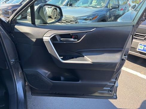 Used 2023 Toyota RAV4 XLE w/ Convenience Package AWD/4WD image 8