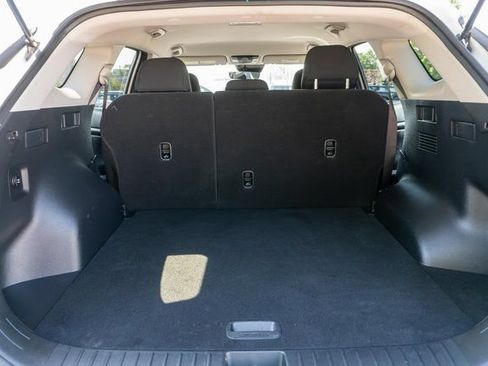 Used 2023 Kia Sportage LX AWD/4WD image 11