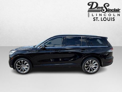 Used 2022 Lincoln Aviator Grand Touring w/ Equipment Group 301A AWD/4WD image 7