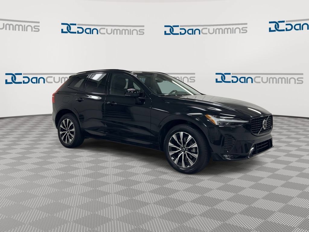 Used 2023 Volvo XC60 B5 Plus AWD/4WD image 2