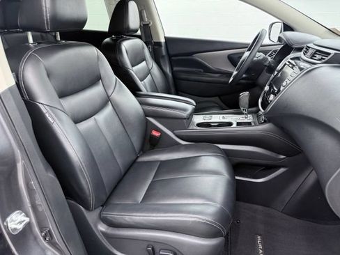 Used 2022 Nissan Murano SV FWD image 19