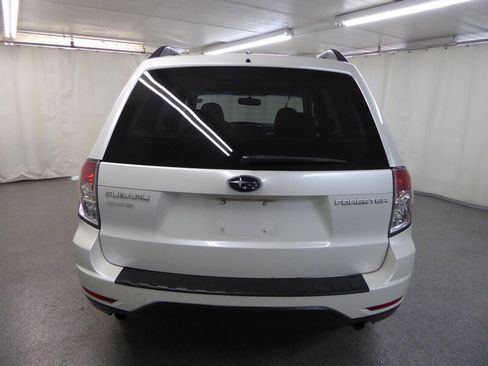 Used 2010 Subaru Forester 2.5X Premium w/ Popular Equipment Group 1A image 6