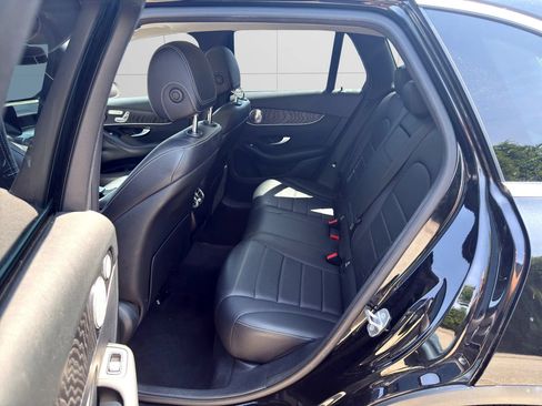 Used 2017 Mercedes-Benz GLC 300 4MATIC image 14