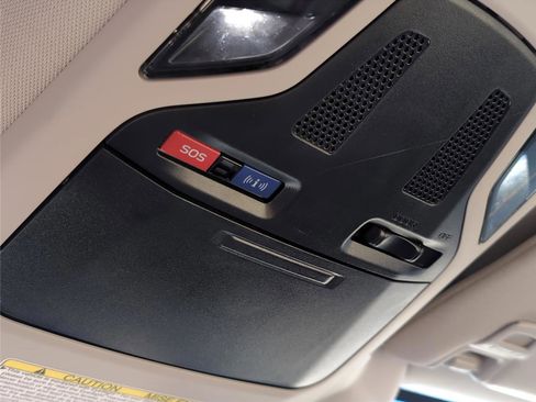 Used 2022 Subaru Outback Premium image 15