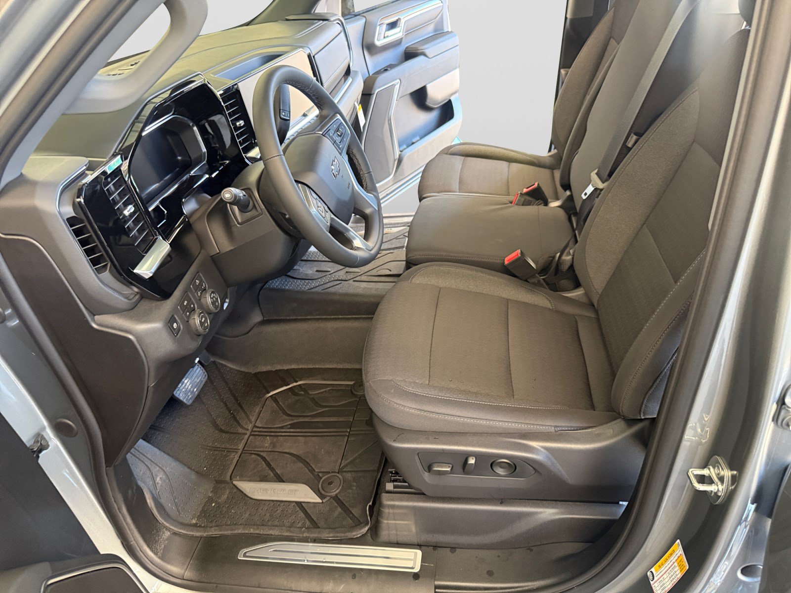 New 2026 Chevrolet Silverado 1500 RST AWD/4WD image 11