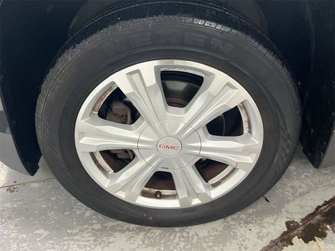 Used 2017 GMC Terrain SLE w/ Convenience Package image 25