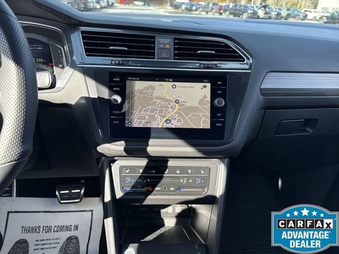 Used 2022 Volkswagen Tiguan SEL R-Line image 20