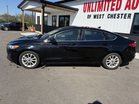 Used 2020 Ford Fusion SE FWD image 12