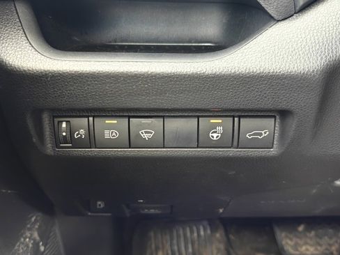 Used 2021 Toyota RAV4 XSE w/ XSE Grade Weather Package image 10