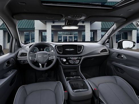 New 2026 Chrysler Pacifica Limited AWD/4WD image 17