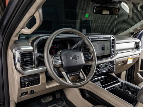 Used 2026 Ford F450 Platinum w/ Platinum Plus Package image 16