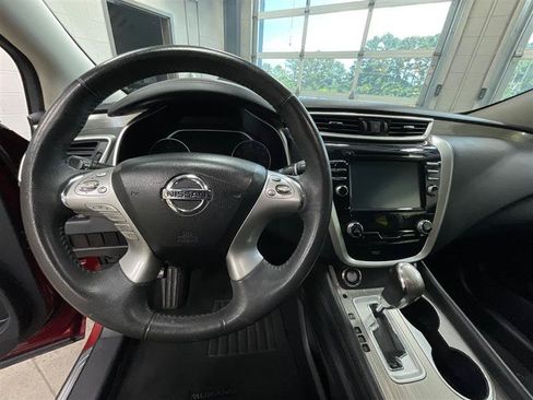 Used 2015 Nissan Murano SV FWD image 14