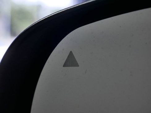 Used 2024 Jeep Compass Latitude image 33