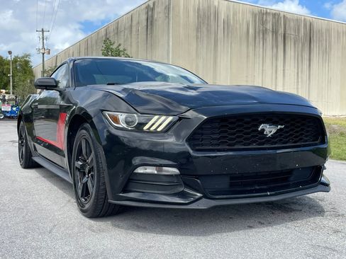Used 2015 Ford Mustang V6 Coupe 2D image 4