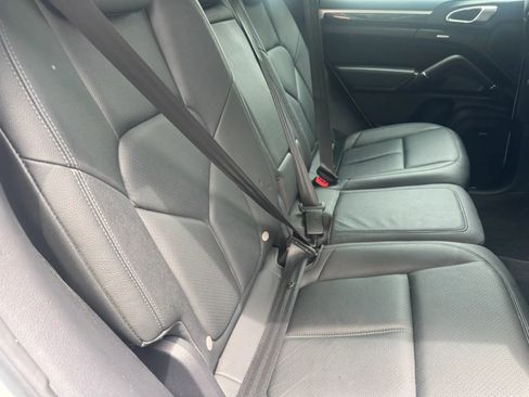 Used 2013 Porsche Cayenne S AWD/4WD image 26