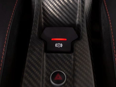 Used 2014 McLaren P1 image 25