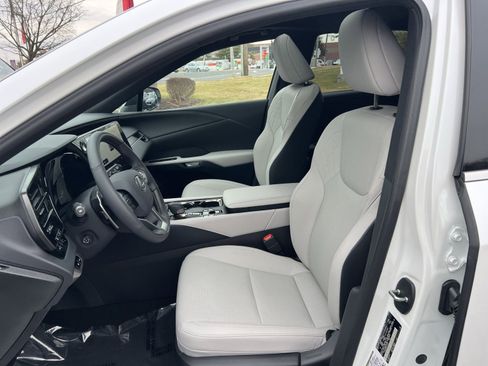 Used 2025 Lexus RX 350 Premium image 13