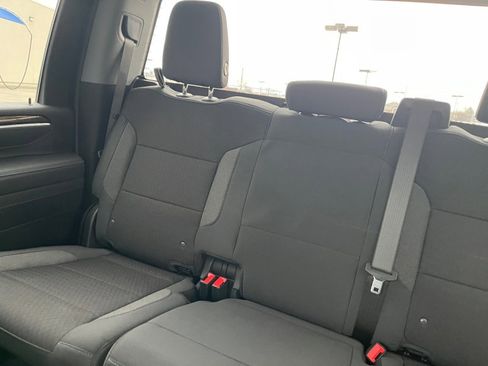 Used 2025 Chevrolet Silverado 2500 LT w/ Convenience Package image 18