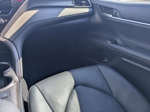 Used 2023 Toyota Camry XSE image 15