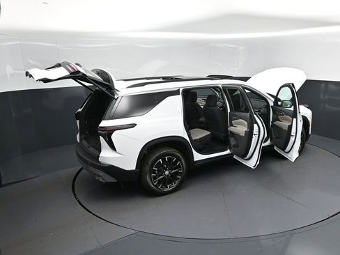 New 2026 Chevrolet Traverse LT w/ Sun and Wheel Package image 49