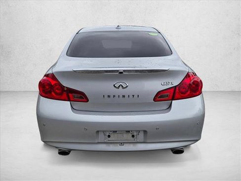 Used 2013 INFINITI G37 x Sedan w/ Premium Pkg AWD/4WD image 6